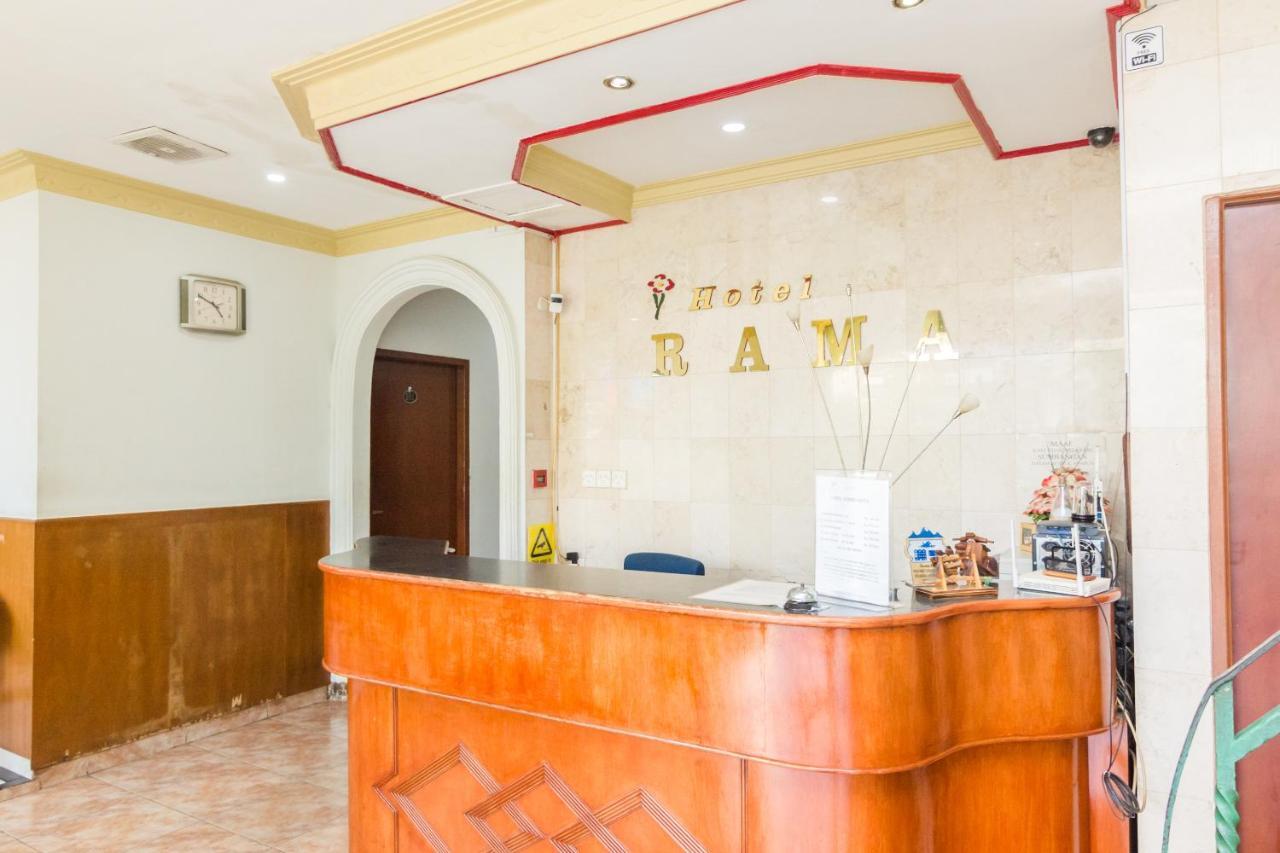 נגויה Oyo 2422 Rama Hotel מראה חיצוני תמונה