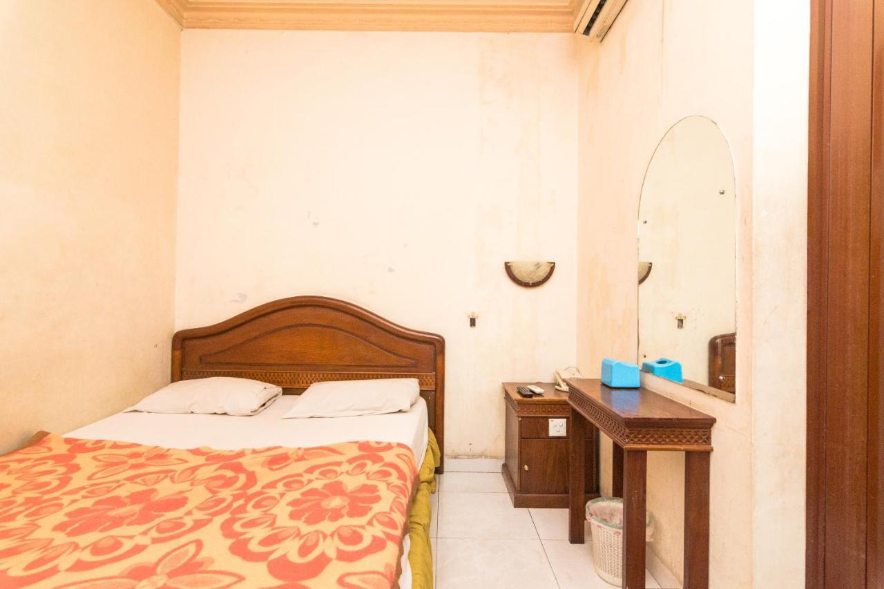 נגויה Oyo 2422 Rama Hotel מראה חיצוני תמונה