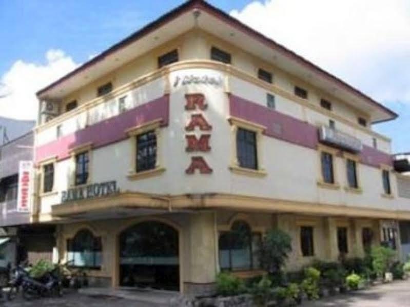 נגויה Oyo 2422 Rama Hotel מראה חיצוני תמונה